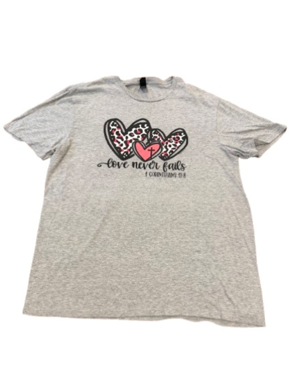 District Women’s Gray Short Sleeve Leopard Heart Trio Graphic Size Extra Large